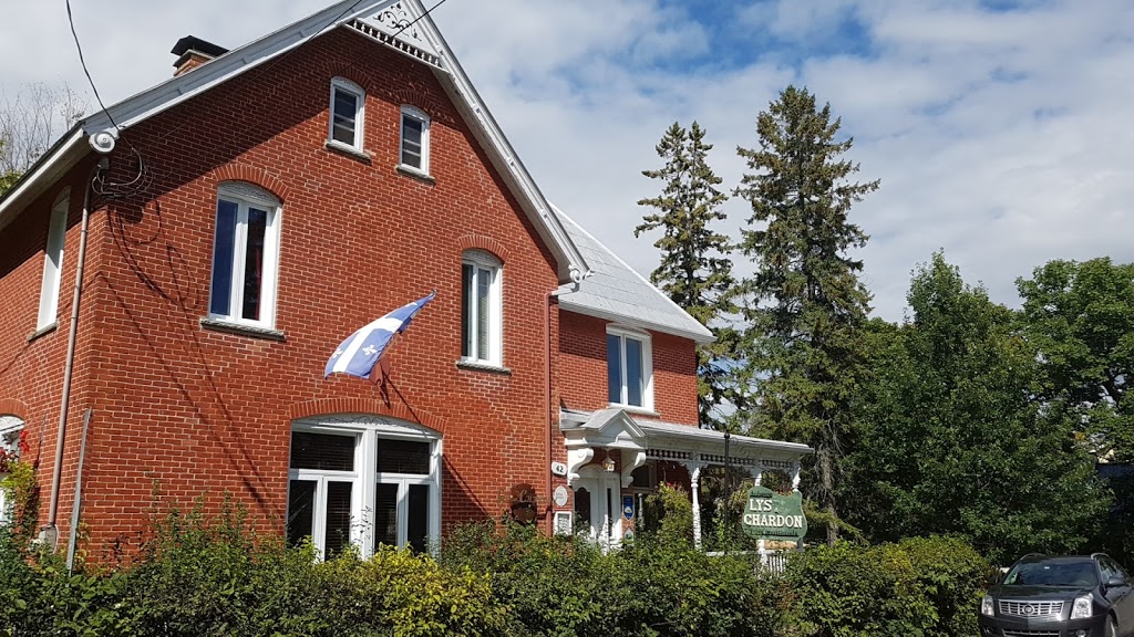 LAuberge Lys & Chardon | 42 Rue de lÉglise, Saint-Placide, QC J0V 2B0, Canada | Phone: (450) 258-0202