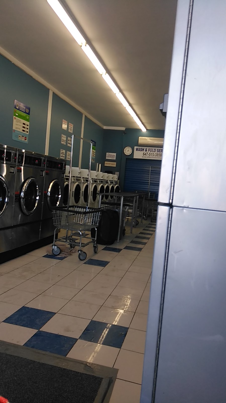 Just Like Home - Coin Laundry, Wash & Fold, and Dry Clean | 325 Central Pkwy W, Mississauga, ON L5B 3X9, Canada | Phone: (905) 281-8272