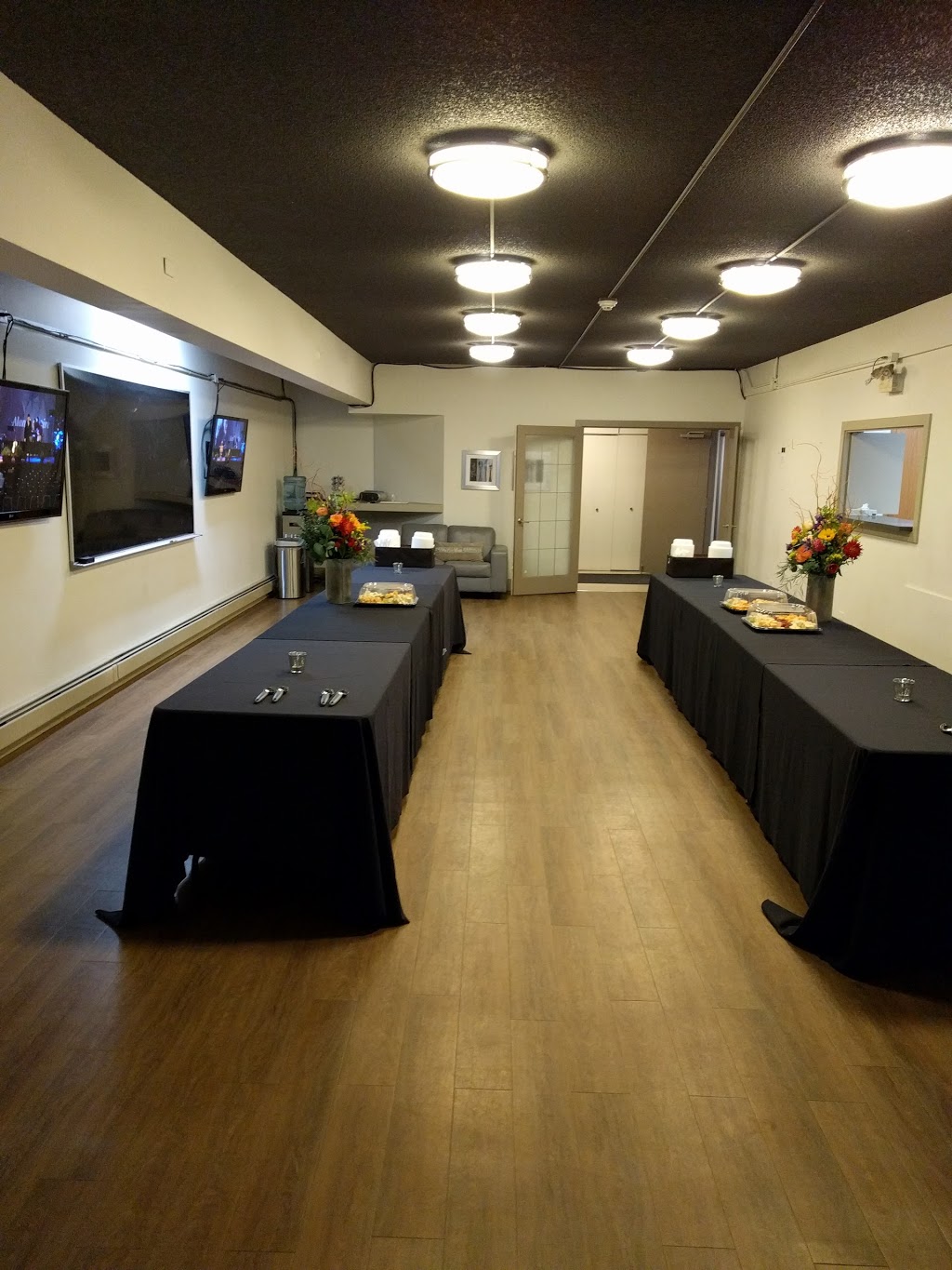 Westside Kings Church | 3939 69 St SW, Calgary, AB T3H 3Y1, Canada | Phone: (403) 777-0800