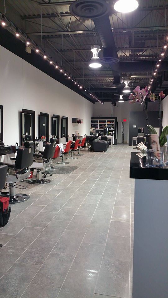 Salon Donald B | 3820 Boul Saint-Jean, Dollard-des-Ormeaux, QC H9G 1X1, Canada | Phone: (514) 696-2786