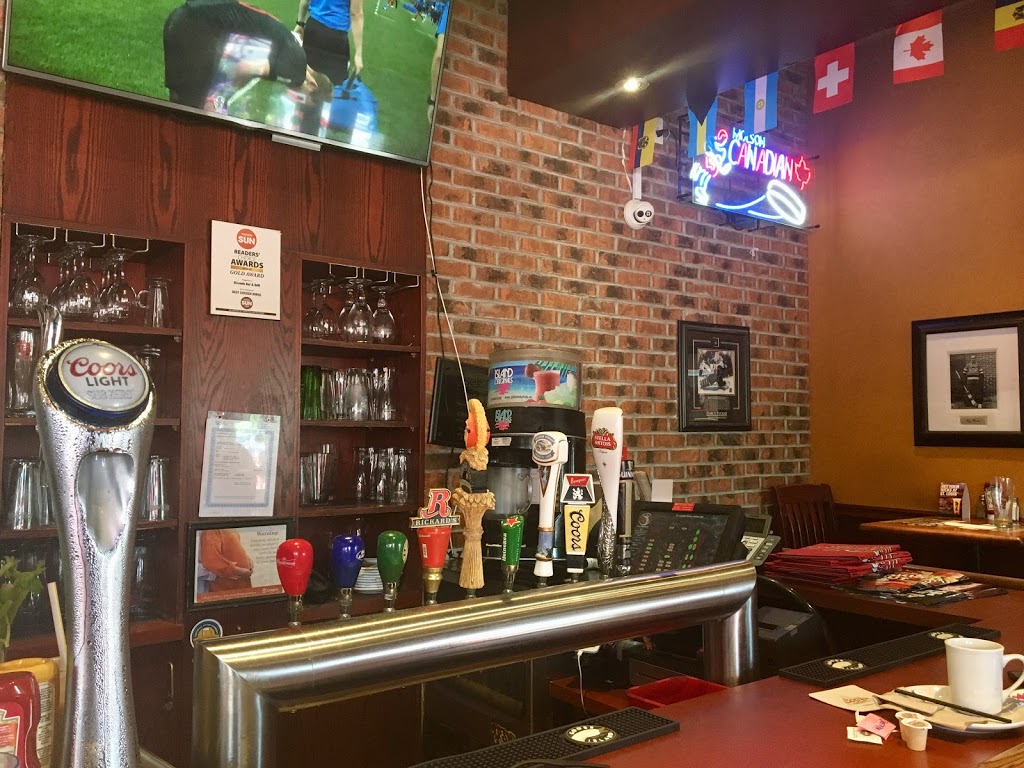 St. Louis Bar & Grill | 808 York Mills Rd Unit A-24, North York, ON M3B 1X8, Canada | Phone: (416) 441-0342