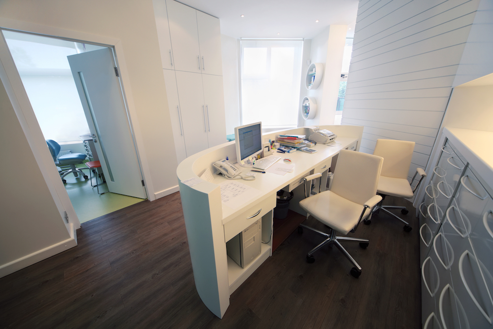 Fresco Cleaners | 32 Woburn Dr, Woodbridge, ON L4L 7H8, Canada | Phone: (416) 801-2177
