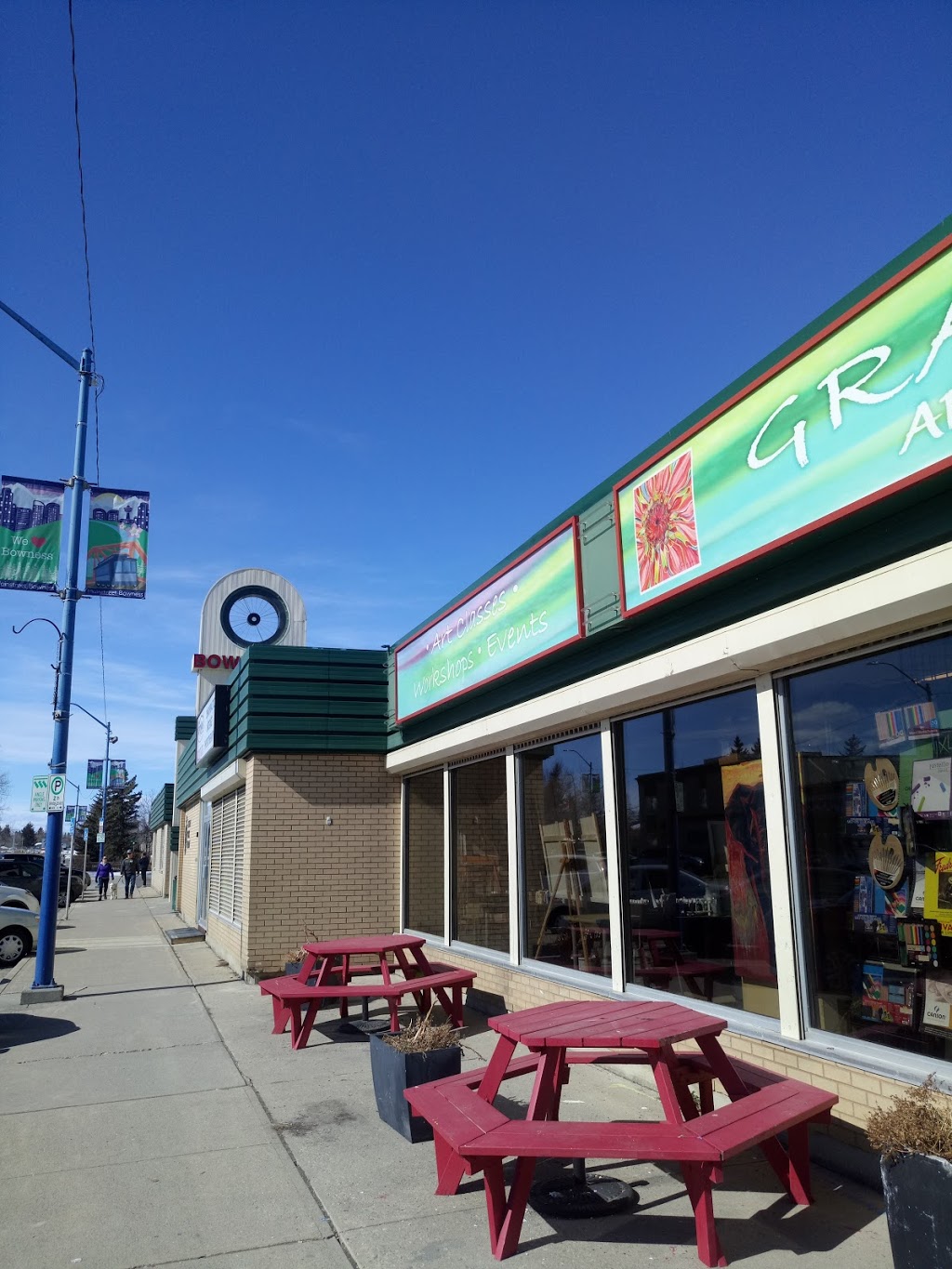 Bowness Library | 6532 Bowness Rd NW, Calgary, AB T3B 0E8, Canada | Phone: (403) 260-2600
