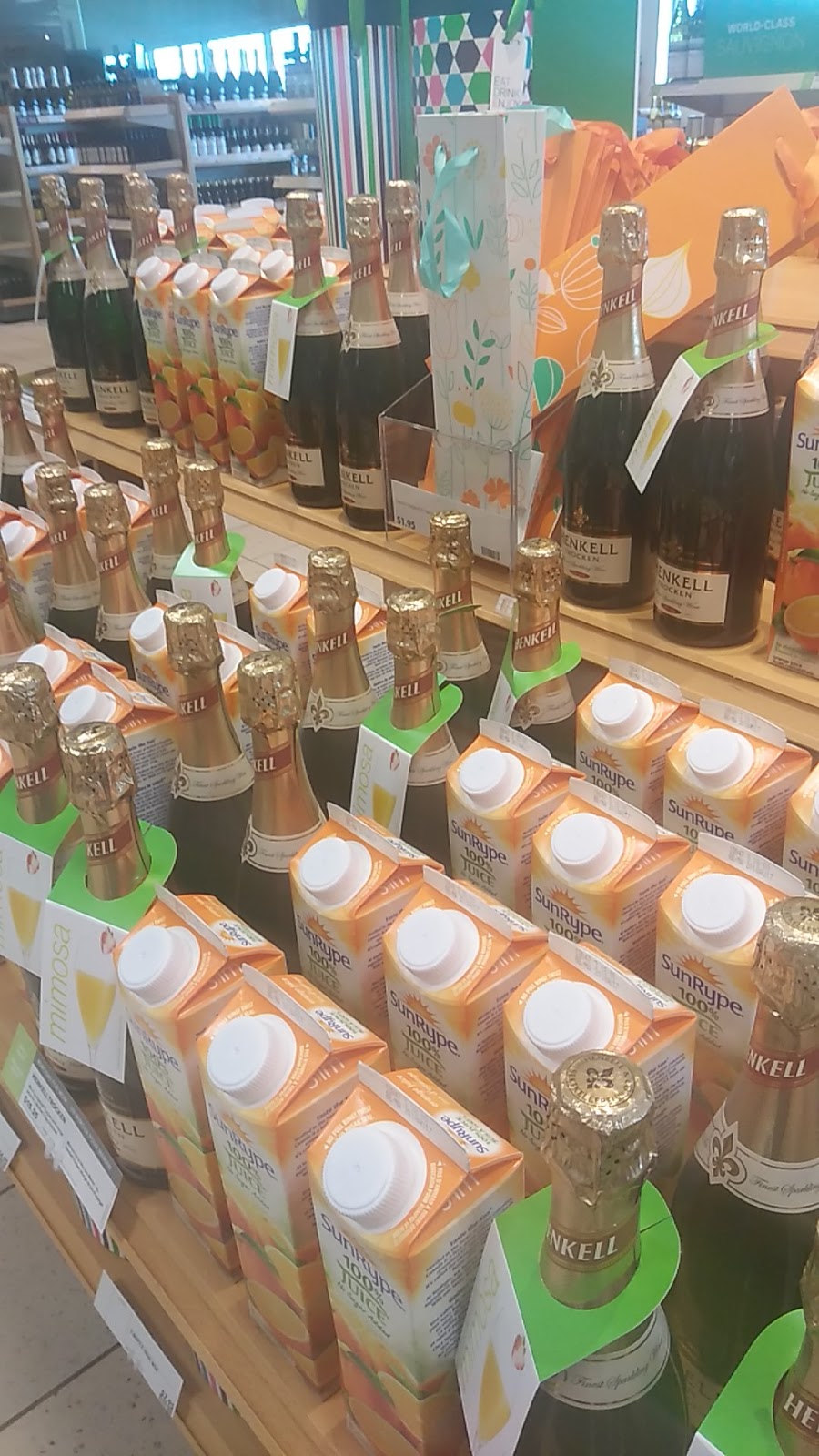 LCBO | 930 Southdown Rd, Mississauga, ON L5J 2Y4, Canada | Phone: (905) 822-2281