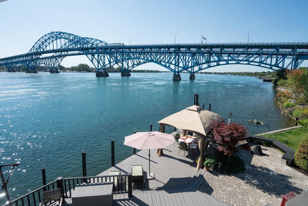 South Bridge Bed and Breakfast | 1559 E River Rd, Grand Island, NY 14072, USA | Phone: (716) 863-1574
