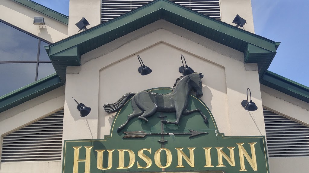 Hudson Inn Auberge and Eggspectation | 100 QC-201, Rigaud, QC J0P 1P0, Canada | Phone: (450) 458-1000
