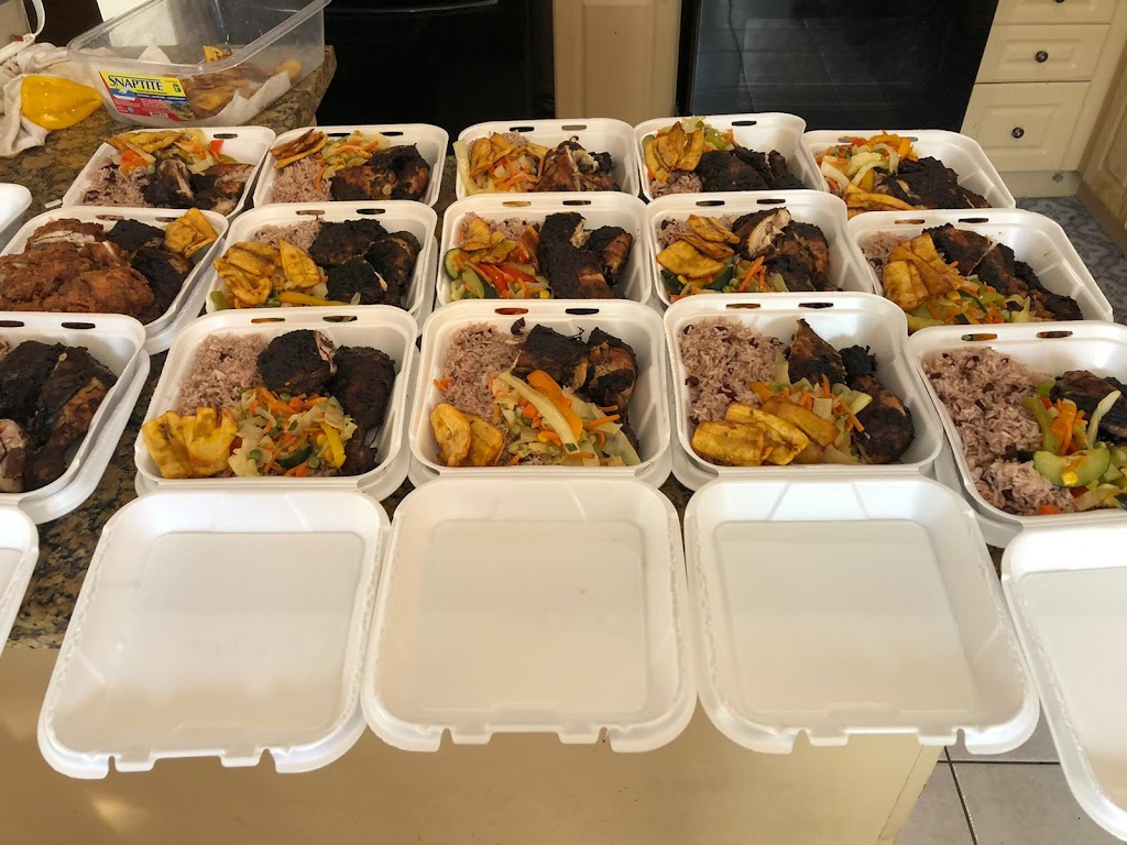 Anushia’s Kitchen Delight | 212 Hoover Park Dr, Whitchurch-Stouffville, ON L4A 1L1, Canada | Phone: (647) 819-2641