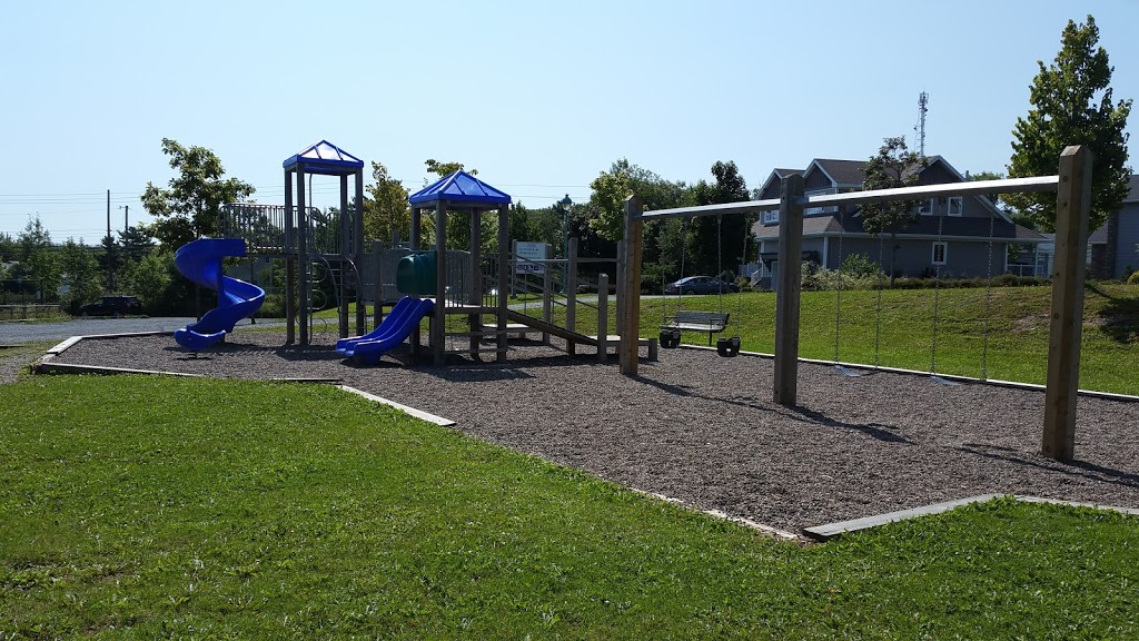 Ravenscraig Field | 87 Williams Lake Rd, Halifax, NS B3P 0B2, Canada