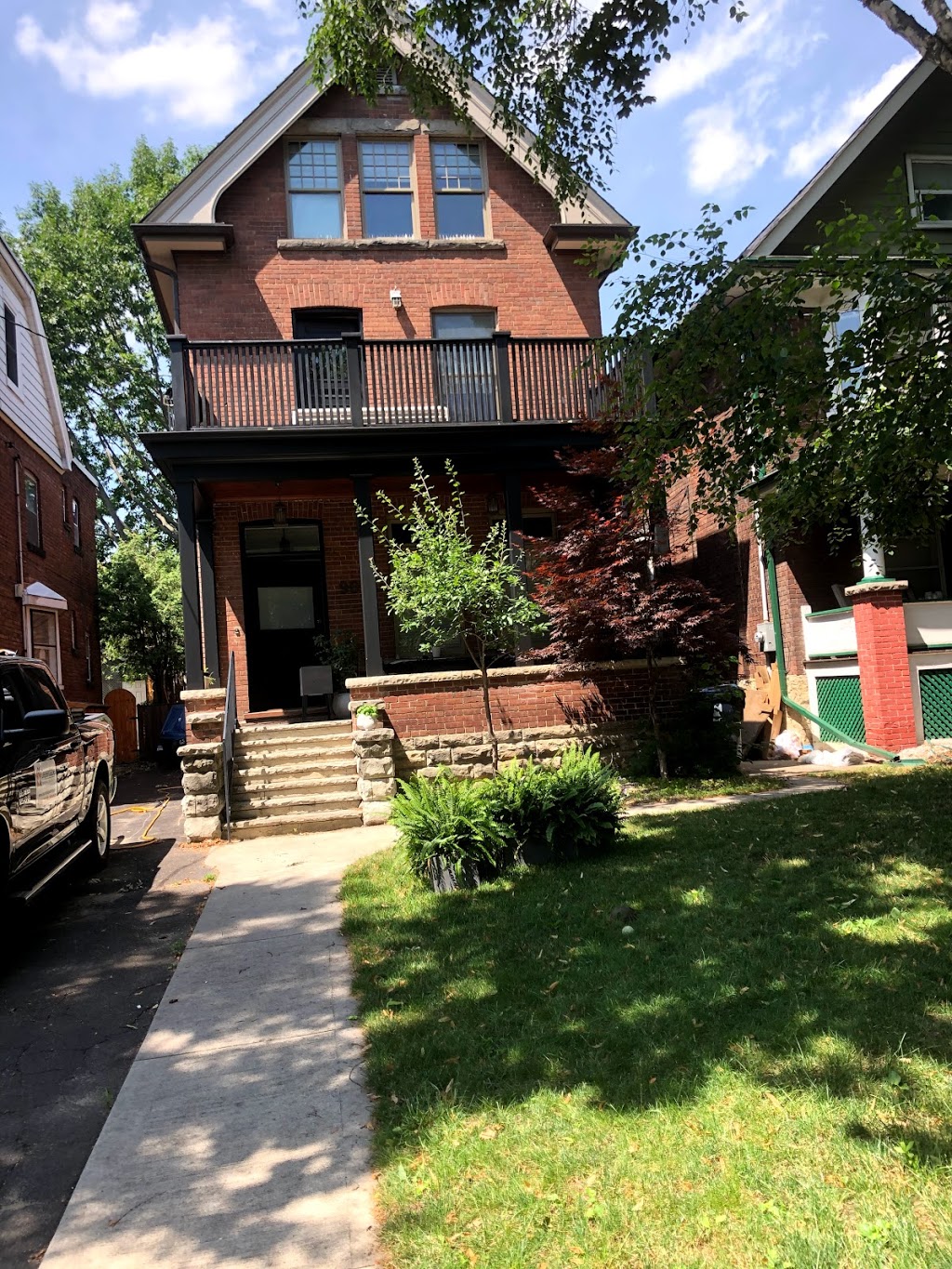 Dependable Painting | 12 Arthur Griffith Dr, Toronto, ON M4L 2L6, Canada | Phone: (416) 829-0006