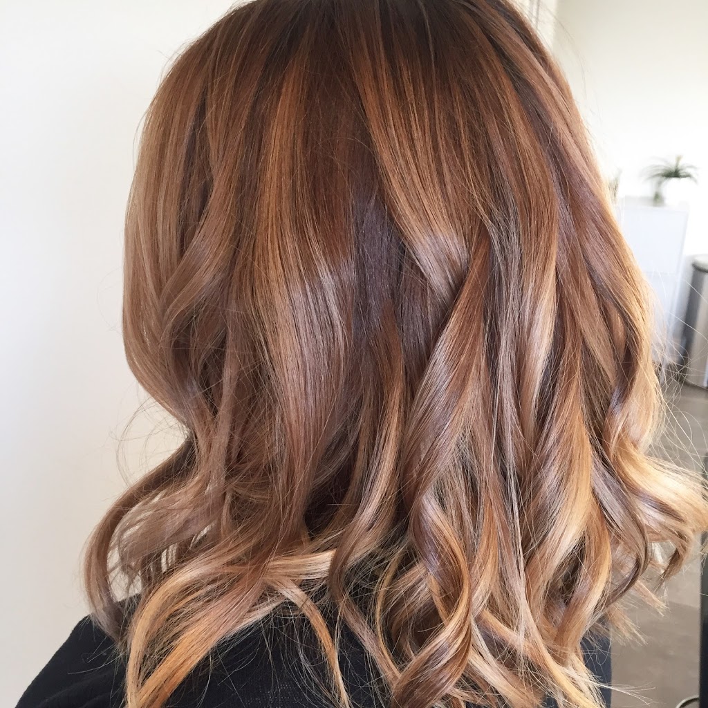 Level Salon | 15103 Peel Regional Rd 50, Bolton, ON L7E 3H9, Canada | Phone: (905) 583-0880