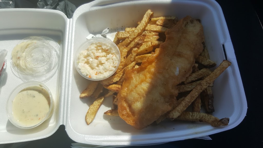 Mos Grill & Dining Room | 6446 Nova Scotia Trunk 3, Western Shore, NS B0J 3M0, Canada | Phone: (902) 627-1053