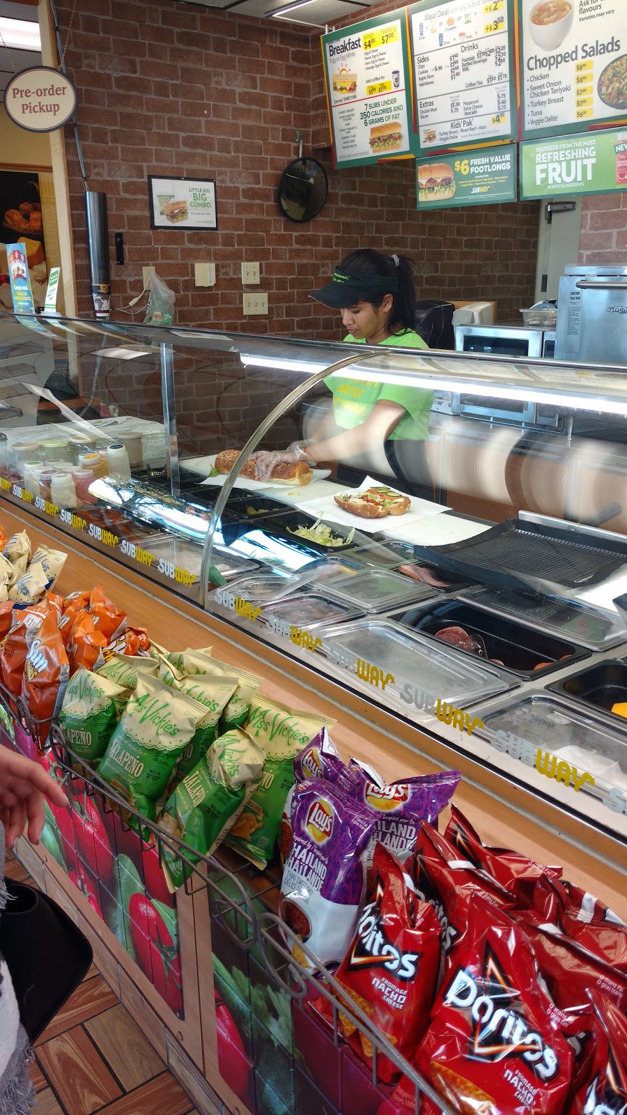 Subway | 8347 Granville St, Vancouver, BC V6P 4Z8, Canada | Phone: (604) 263-5515