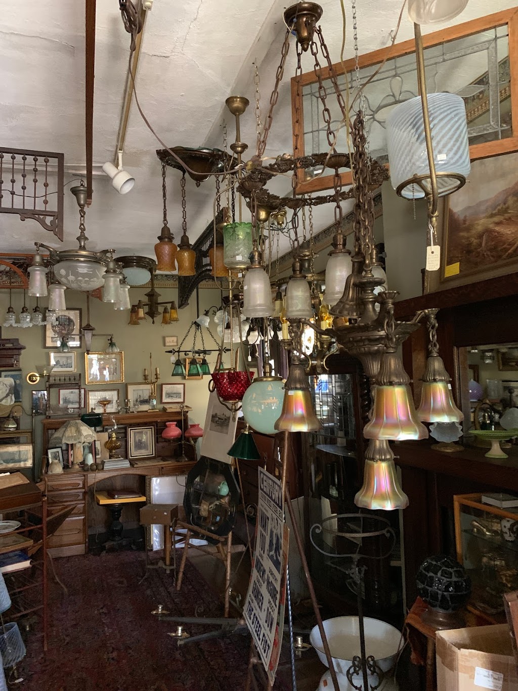 Carl Sloan Antiques Inc | 65 Elmwood Ave, Buffalo, NY 14201, USA | Phone: (716) 884-0211