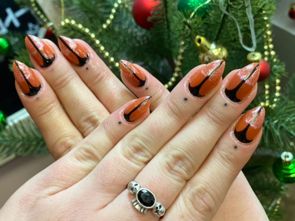 Ongles & Beauté Holly | 3325 Rue Allard, Montréal, QC H4E 2N3, Canada | Phone: (438) 820-6889