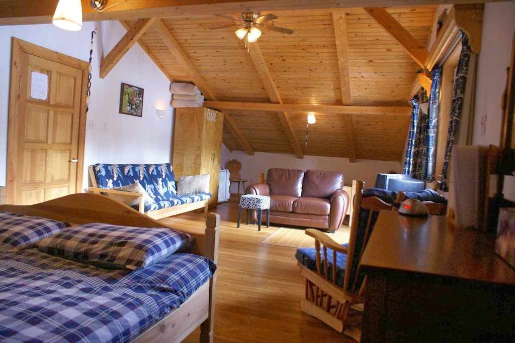 Alpenglow Bed and Breakfast | 3 Alpenglow Ct, Kimberley, BC V1A 3E3, Canada | Phone: (250) 427-0273