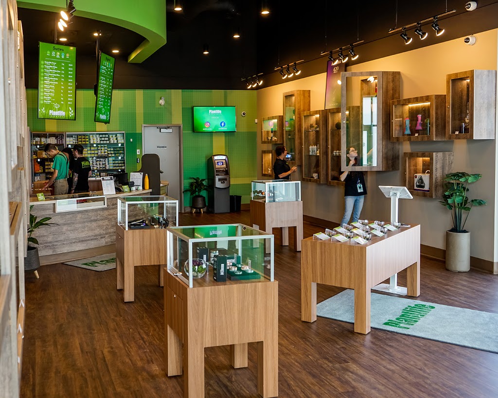 Plantlife Cannabis (Olds) | store | 6900 46 St #320, Olds, AB T4H 0A2, Canada | 4035593002 OR +1 403-559-3002