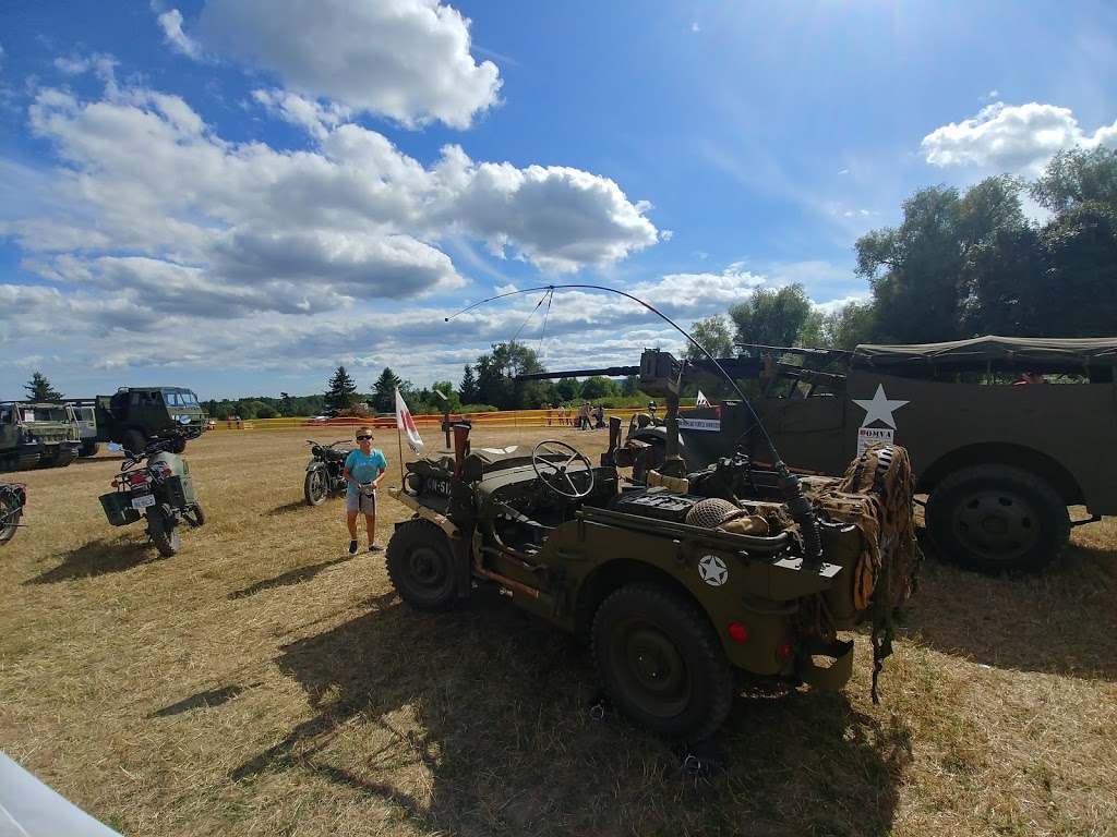 Sherwood Hume Auctions | 9313 Fourth Line, Milton, ON L9T 2X9, Canada | Phone: (905) 878-4878