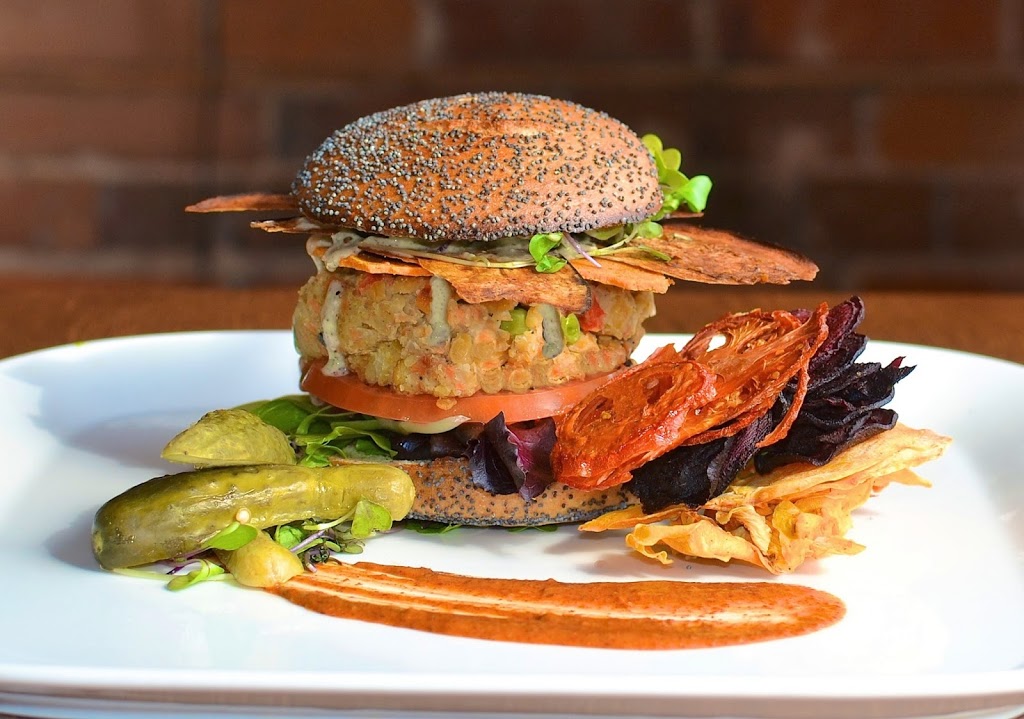 Live Organic Food Bar | 264 Dupont St, Toronto, ON M5R 1V7, Canada | Phone: (416) 515-2002