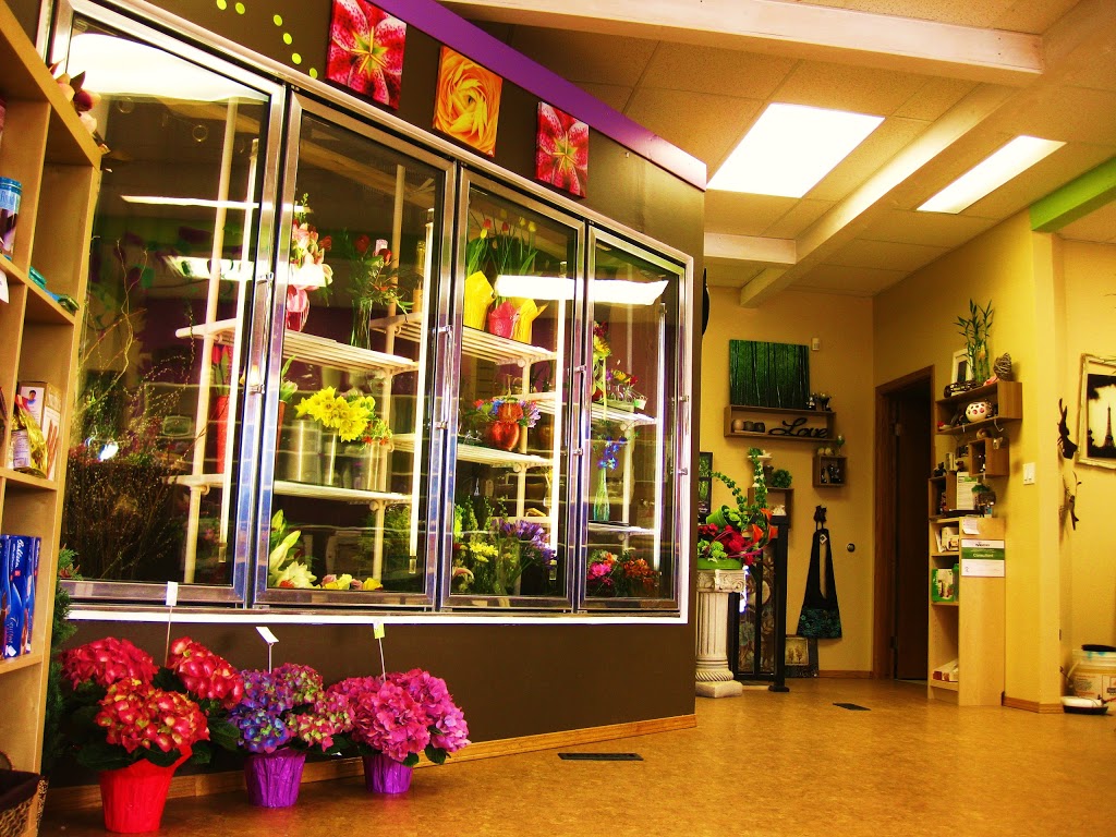 Lumsden Florist etc. | box 1142; 345 James Street North, Lumsden, SK S0G 3C0, Canada | Phone: (306) 731-2424