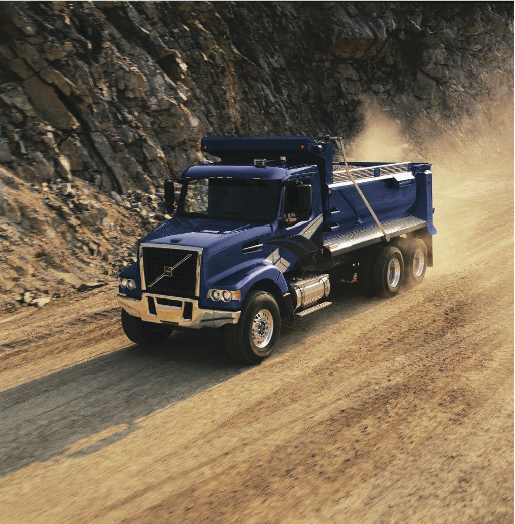Rana Truck & Trailer Repair | 3952 52 St. SE, Calgary, AB T2B 3H1, Canada | Phone: (403) 667-3530