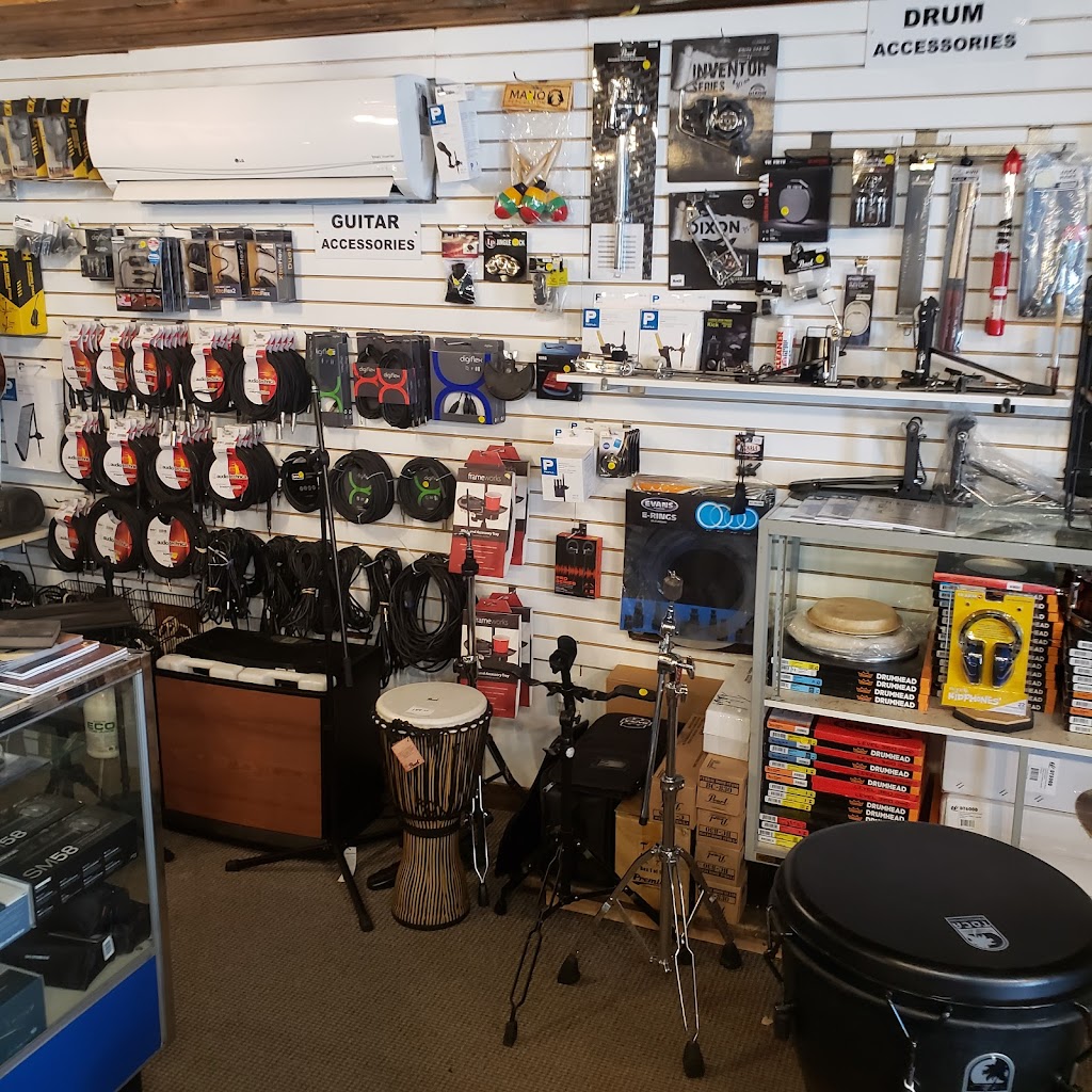 G & G Music Store Ltd | 1808 Pitchers Farm Rd, Antigonish, NS B2G 2L3, Canada | Phone: (902) 863-1657