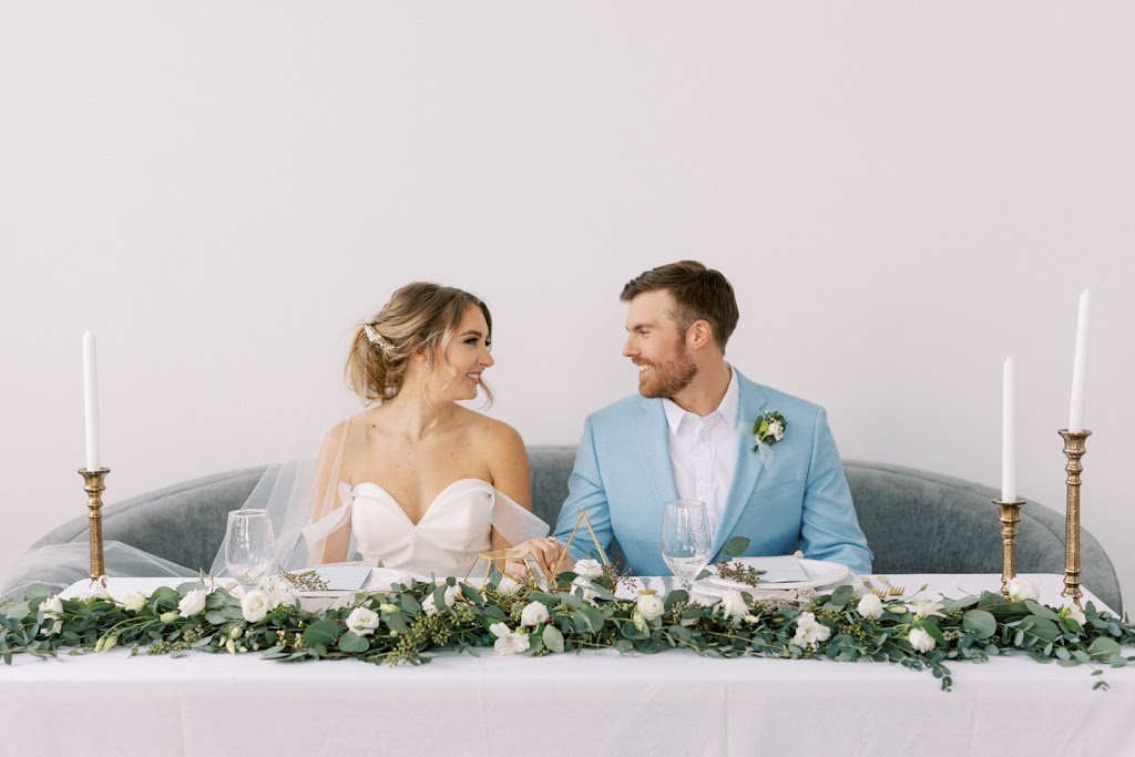 Magna Arnott Photography - Collingwood Wedding Photographer | 6 Woods Dr, Elmvale, ON L0L 1P0, Canada | Phone: (705) 627-3662