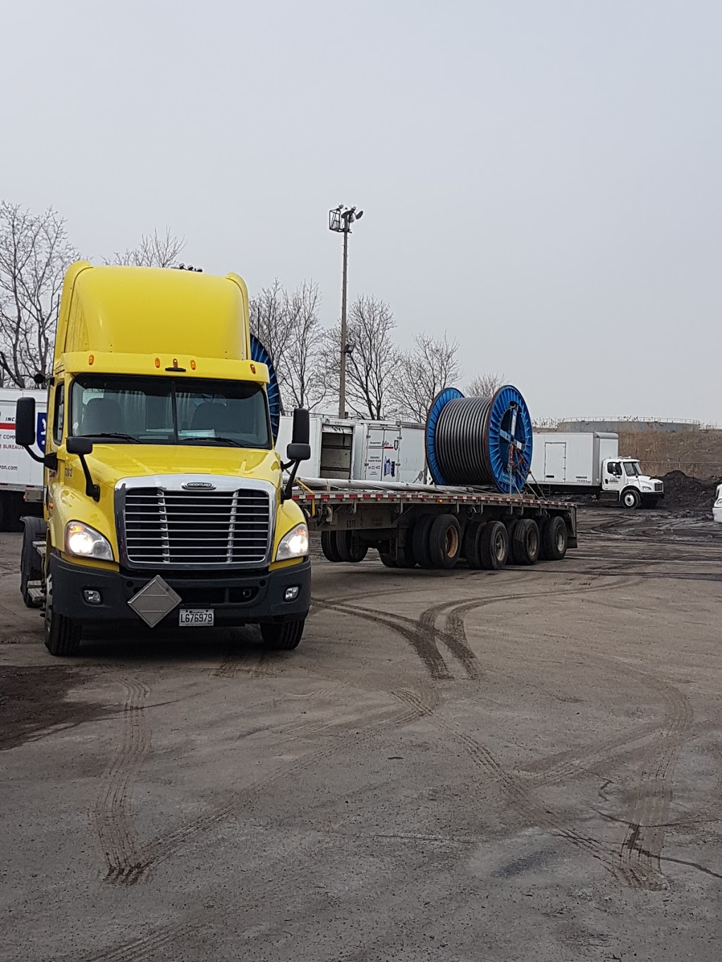 Transport Lyon | 9999 Rue Notre-Dame Est, Montréal-Est, QC H1L 3T3, Canada | Phone: (514) 322-4422