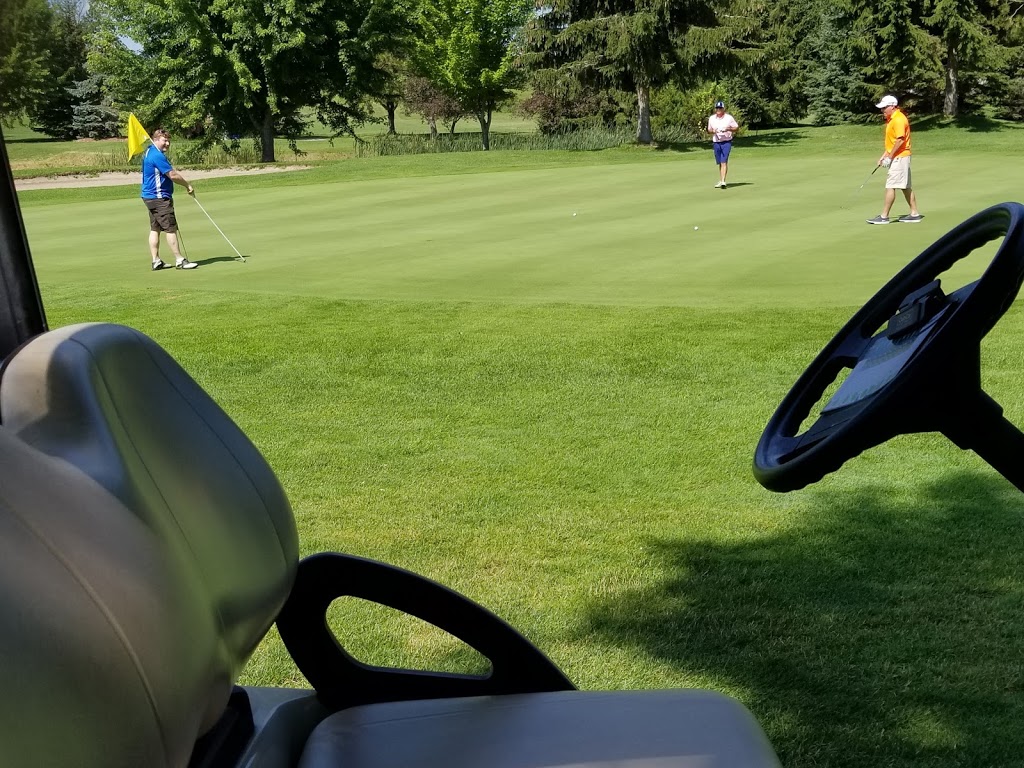 Pakenham Highlands Golf Club | 112 Mcwatty Rd, Pakenham, ON K0A 2X0, Canada | Phone: (613) 624-5550