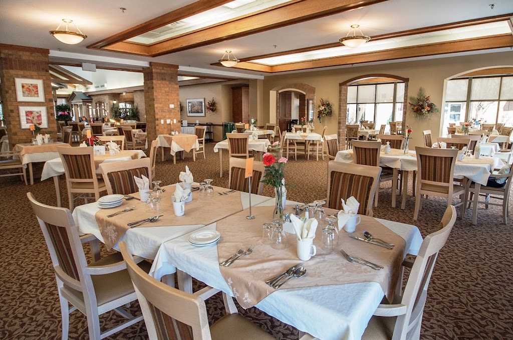 The Village of Winston Park | 695 Block Line Rd, Kitchener, ON N2E 3K1, Canada | Phone: (519) 576-2430