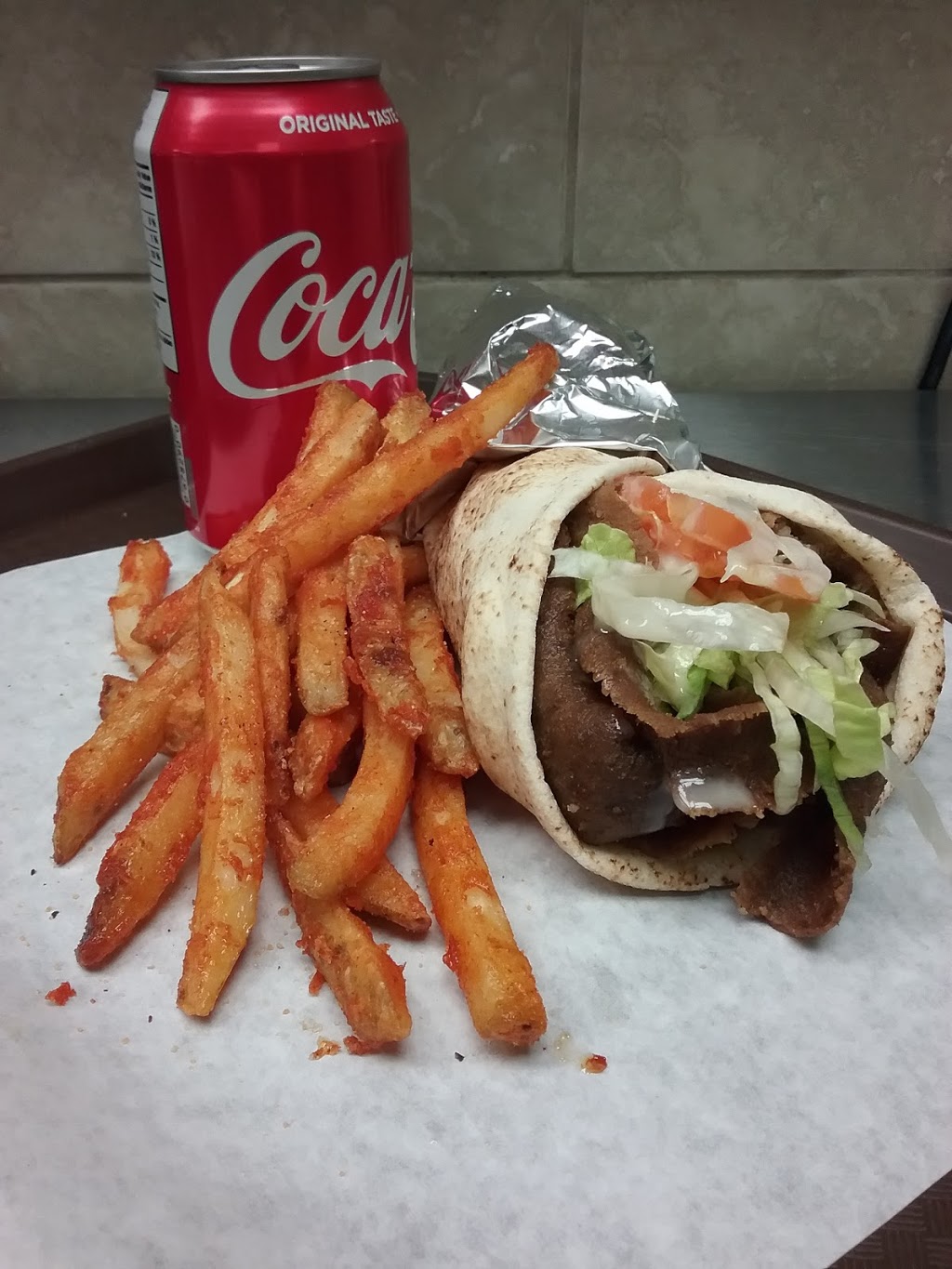 Yellowhead Donair and Pizza | 8-14220 Yellowhead Hwy, Edmonton, AB T5L 3C2, Canada | Phone: (780) 488-8832