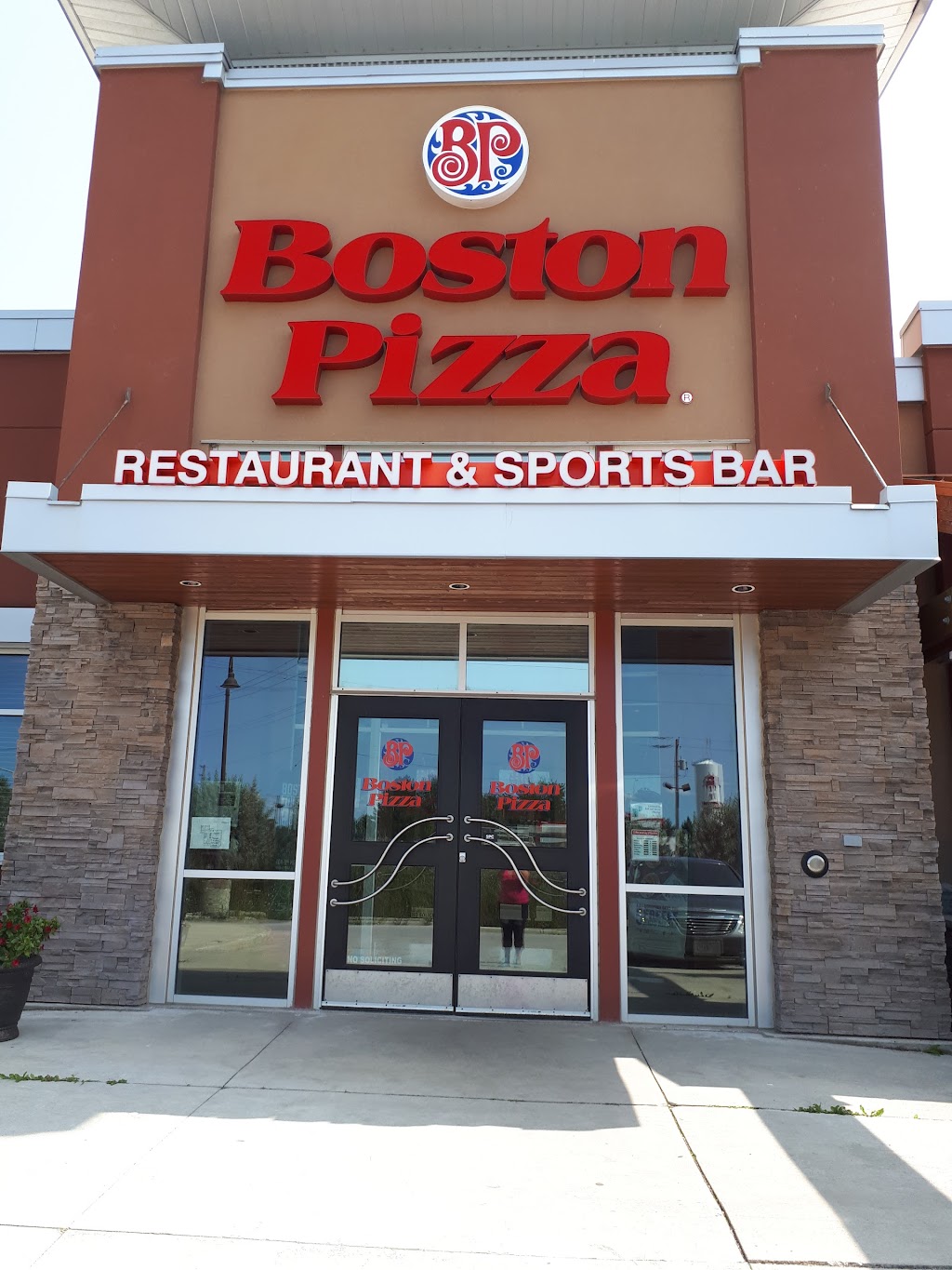 Boston Pizza | 4 Millennium Way, Kincardine, ON N2Z 0B5, Canada | Phone: (519) 395-3966