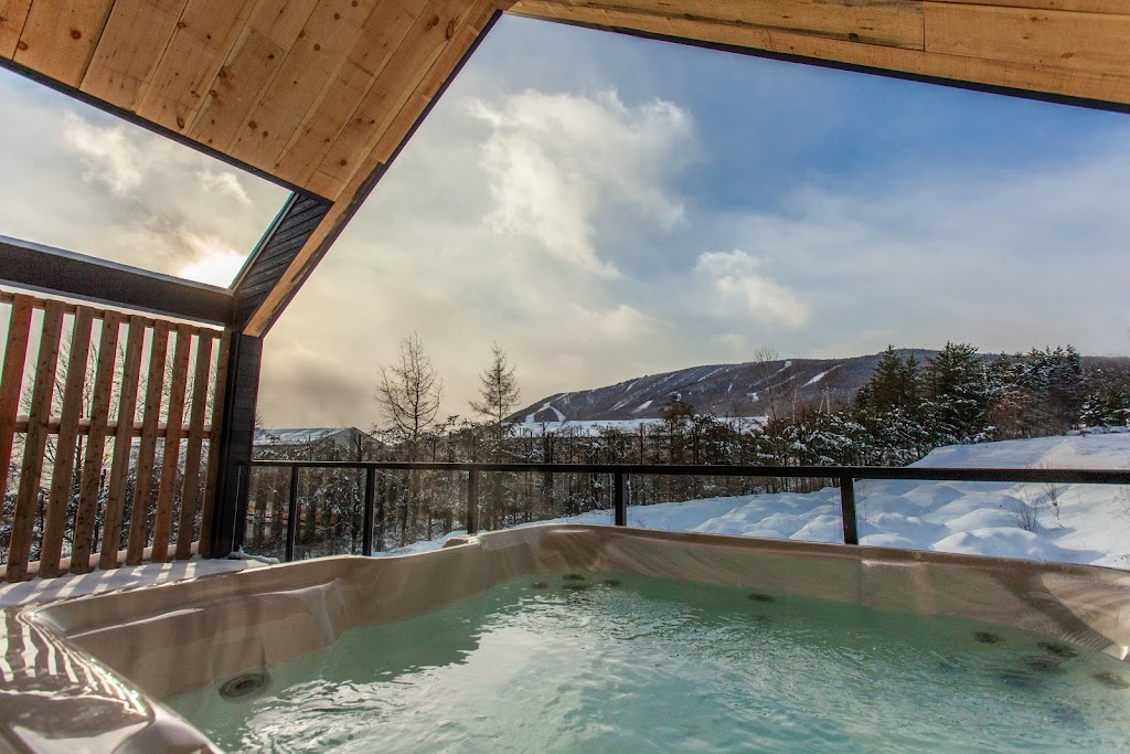 Villa Habitations | 145 Rue de la Tourbe, Saint-Ferréol-les-Neiges, QC G0A 3R0, Canada | Phone: (418) 670-6645