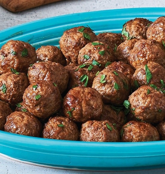 M&M Food Market | 3189 King George Blvd, Surrey, BC V4P 1B8, Canada | Phone: (604) 541-4200