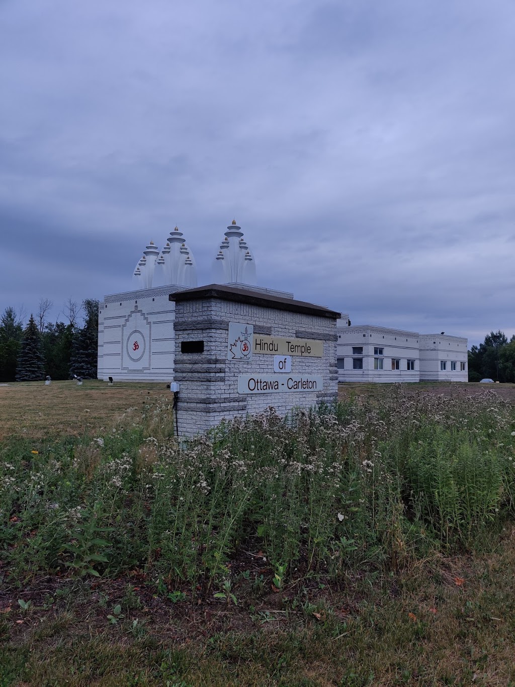 Hindu Temple Of Ottawa Carleton - 4835 Bank St, Gloucester, ON K1X 1G6 ...