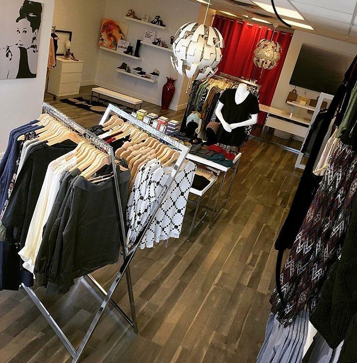 Diverse Boutique | 101-31 Fairview Blvd, St. Albert, AB T8N 3M5, Canada | Phone: (587) 290-2029