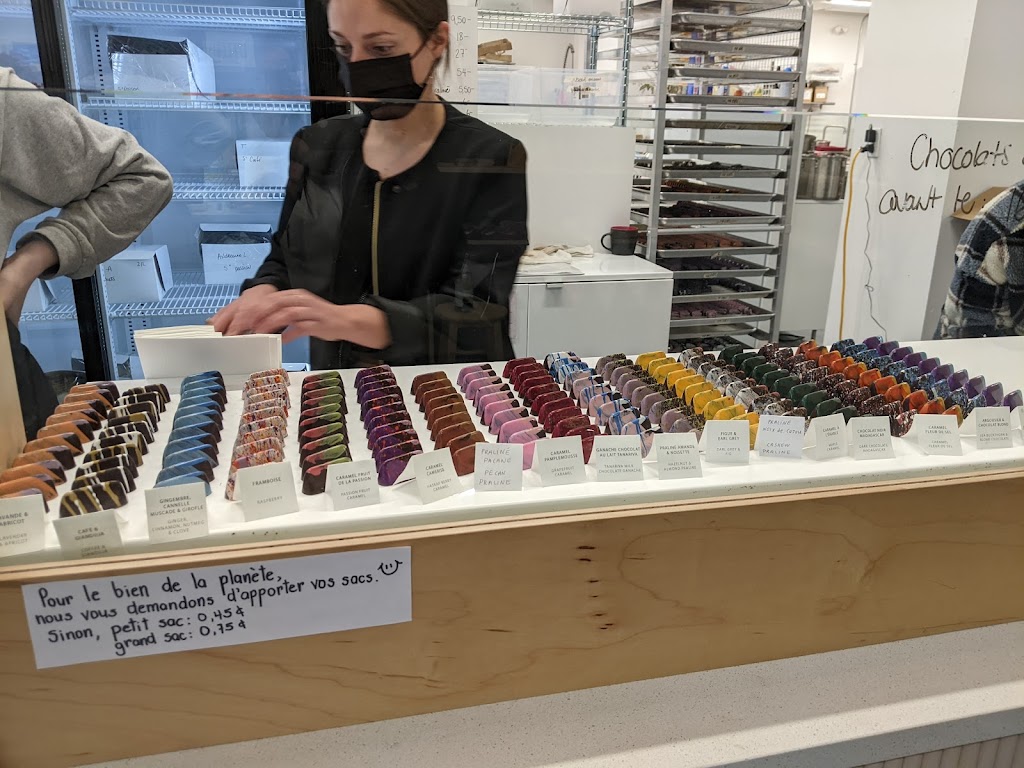 Lecavalier Petrone | 2423 Rue Centre, Montréal, QC H3K 1J9, Canada | Phone: (514) 448-4014