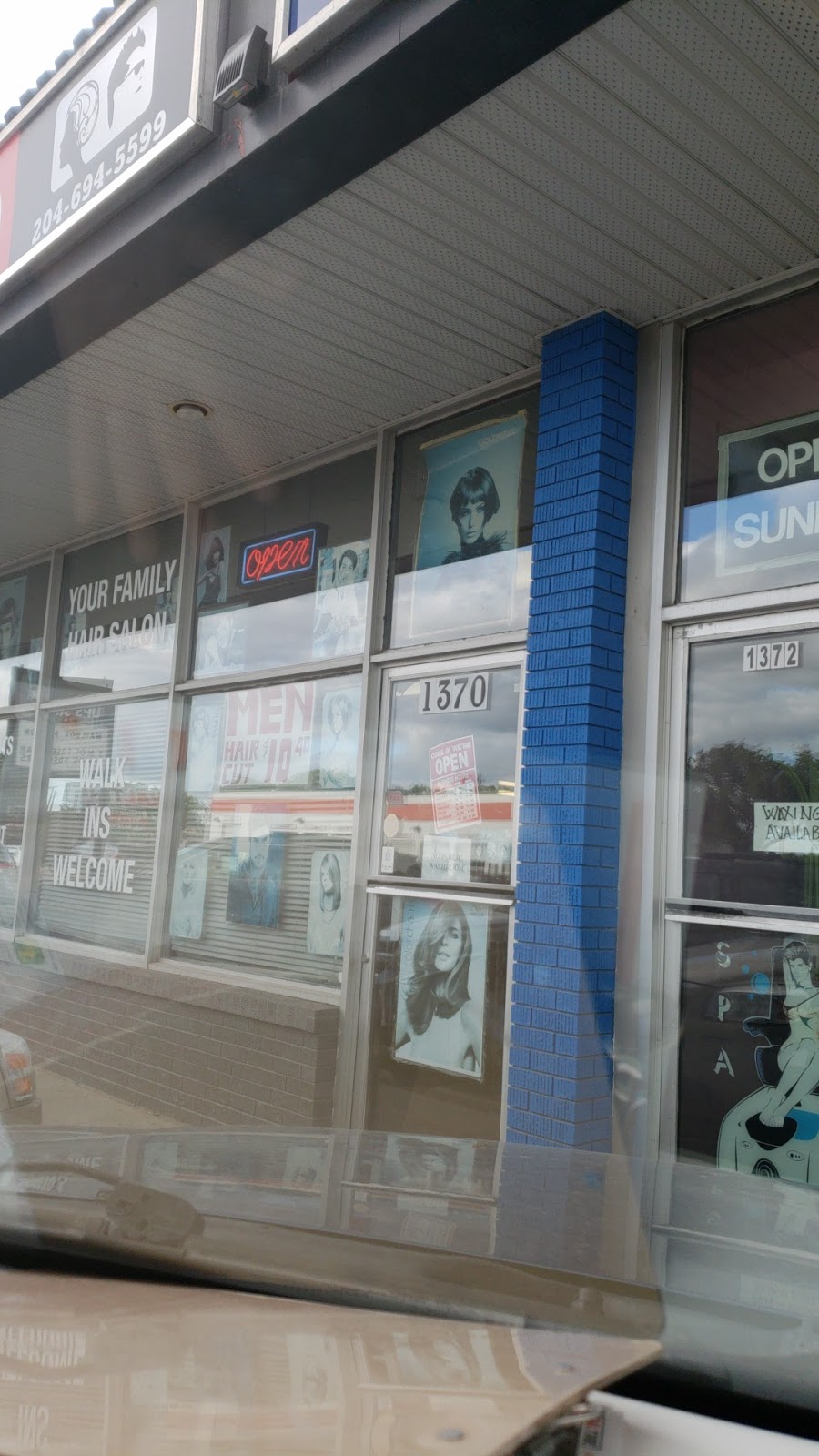 Zenny Hair Studio | 1370 McPhillips St, Winnipeg, MB R2X 2M4, Canada | Phone: (204) 694-5599