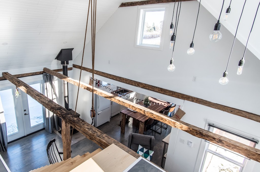 Across The Cove Beach House | 189 Martins Point Road, RR2, Mahone Bay, NS B0J 2E0, Canada | Phone: (902) 478-5454