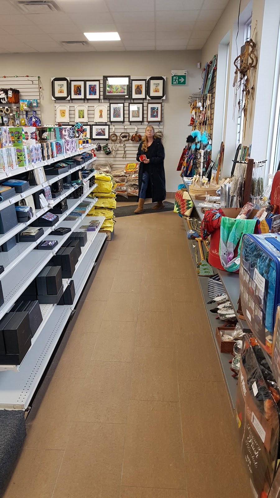 Minisi Convenience & Gift | 21800 Island Rd, Port Perry, ON L9L 1B6, Canada | Phone: (289) 653-1530