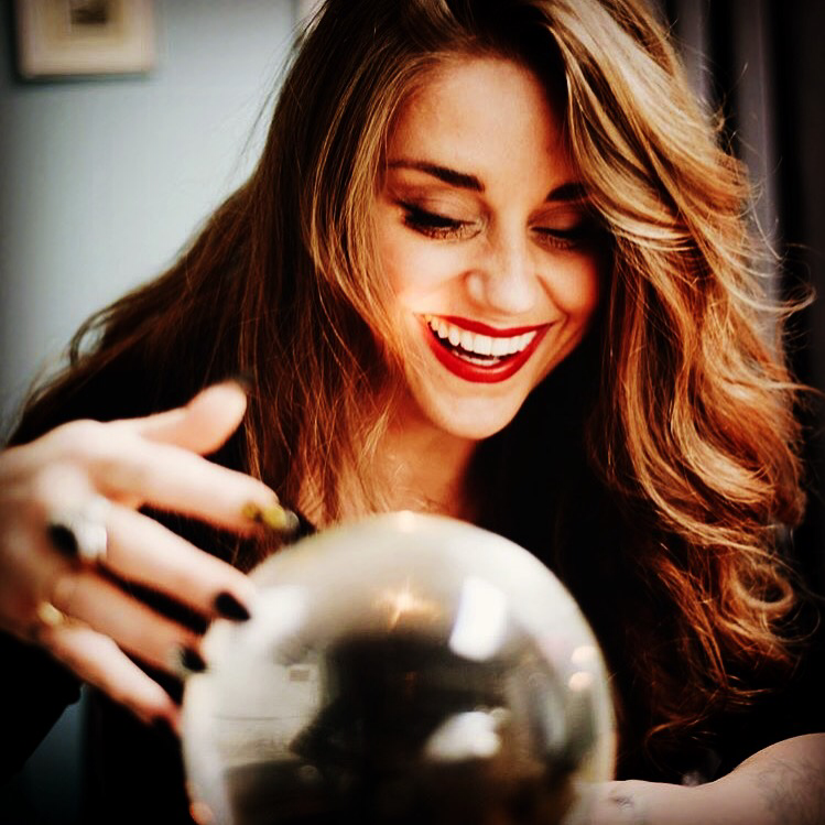Rising Moon Readings | 1210 Lee Blvd, Winnipeg, MB R3T 2P5, Canada | Phone: (204) 229-8716
