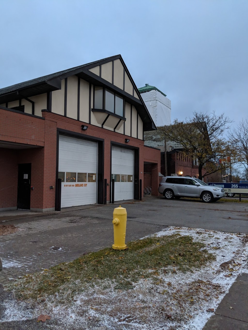 Tor PS Div 14 Substation | 275 Manitoba Dr, Toronto, ON M6K 3C3, Canada | Phone: (416) 808-1400