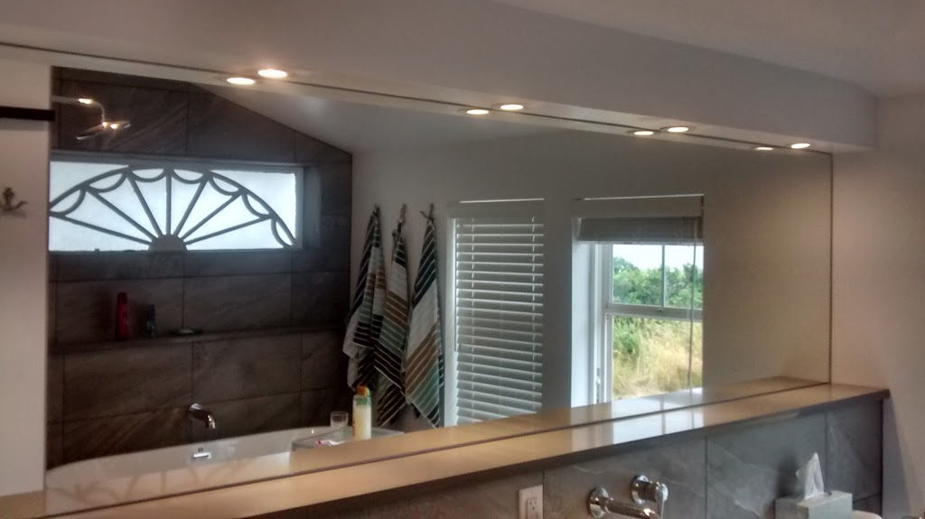 Shediac Glass & Maintenance | 48 Brydges St, Pointe-du-Chêne, NB E4P 3Y9, Canada | Phone: (506) 871-3807