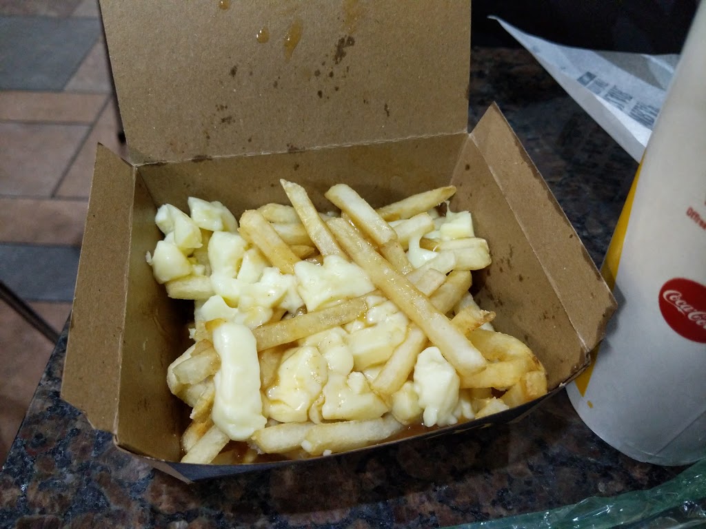 McDonalds | 1040 Avenue Gilles Villeneuve, Berthierville, QC J0K 1A0, Canada | Phone: (450) 836-1238