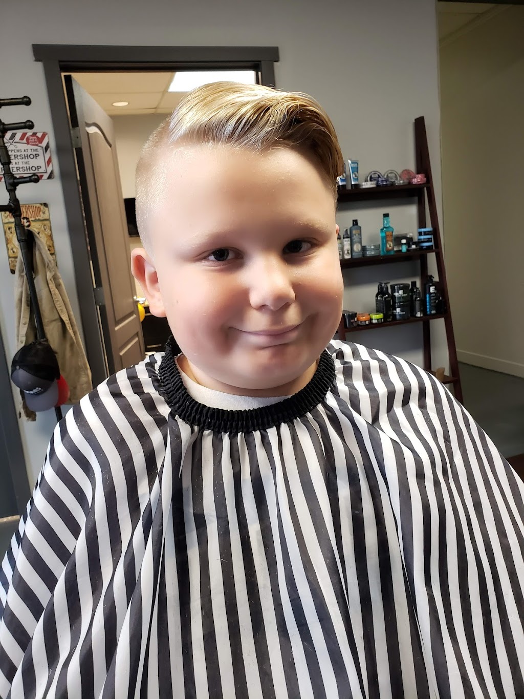 Barbershop Etcetera | 5004 46 St Unit 9, Sylvan Lake, AB T4S 1C2, Canada | Phone: (825) 440-5671