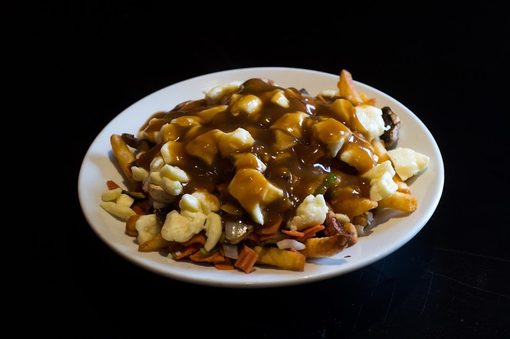 Restaurant Le Tournesol | 292 Rue Témiscouata, Rivière-du-Loup, QC G5R 2Y5, Canada | Phone: (418) 868-6666
