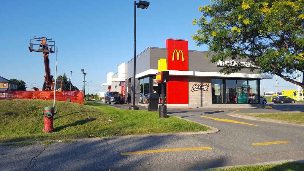 McDonalds | 321 Boulevard de la Marine, Varennes, QC J3X 1Z4, Canada | Phone: (450) 929-0186