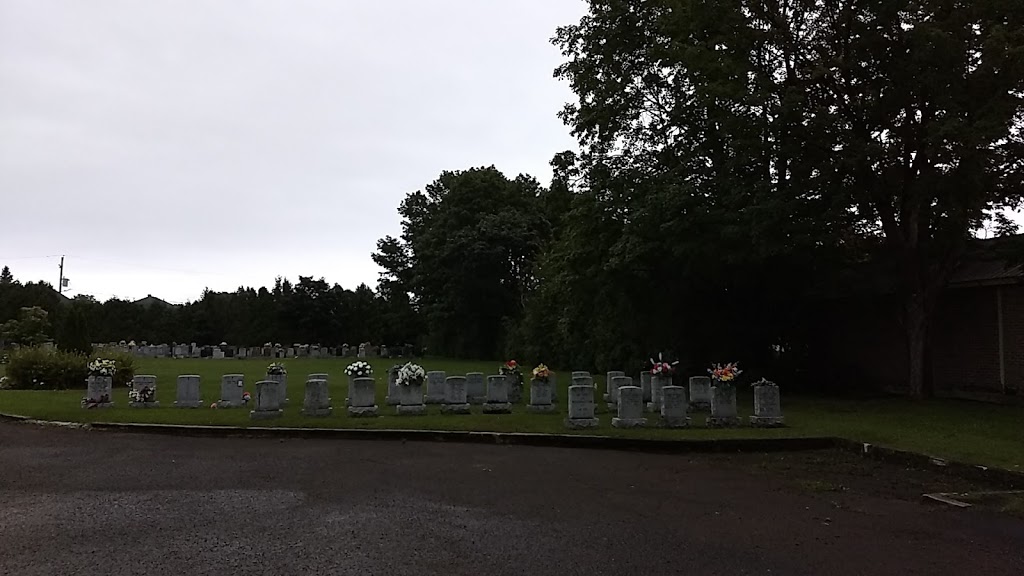 Cimetière Saint-Louis-de-Courville | 152 Rue Vachon, Québec, QC G1C 2V5, Canada