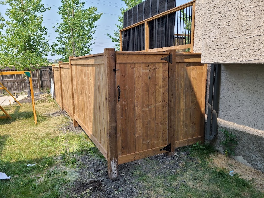 CommonWealth Renovations, Fences & Decks | 715 Oakenwald Ave, Winnipeg, MB R3T 1M6, Canada | Phone: (204) 688-6421