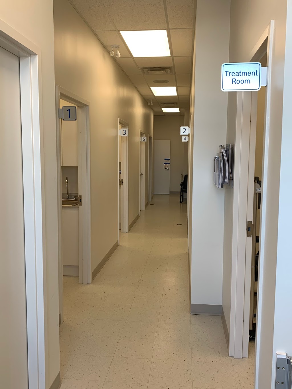 Pan Medical Centre | 9005 Torbram Rd, Brampton, ON L6S 3L2, Canada | Phone: (905) 792-3113