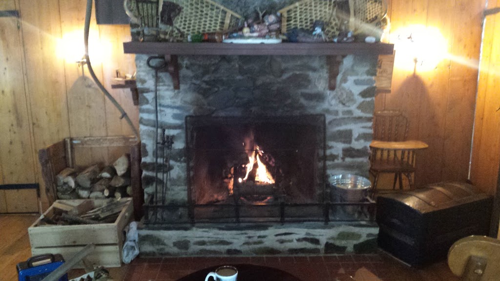 HAMMAK | 33 Chemin de lAuberge, Hatley, QC J0B 2C0, Canada | Phone: (819) 842-4040